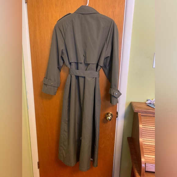 Vintage trench coat - Picture 2 of 3